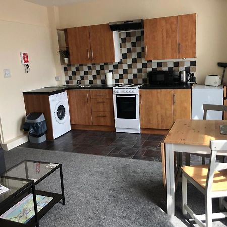 Comfy Stays Swansea Flat 3 Ngoại thất bức ảnh