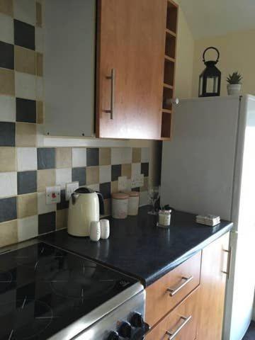 Comfy Stays Swansea Flat 3 Ngoại thất bức ảnh